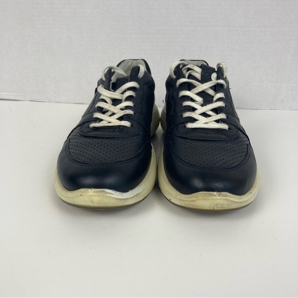 Ecco Soft 7 Black Leather Lace Up Runner Sneaker Comfortable Shoes Size 8 - Picture 4 of 16
